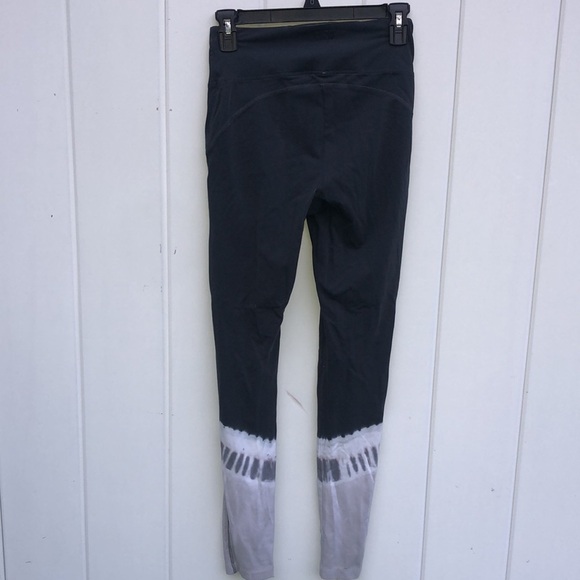 PINK Victoria's Secret leggings tie dye color size small NWT gray active wear - Picture 7 of 8
